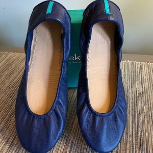 Tieks color California navy size 9